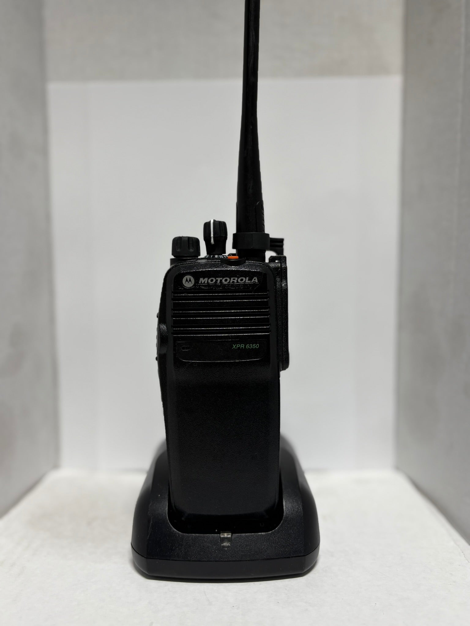 Motorola XPR6350 UHF 403-470MHz DMR Digital MOTOTRBO **2 Yr Warranty
